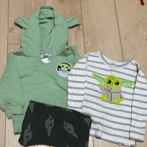 GAP Green and Gray Baby Yoda Hoodie Set